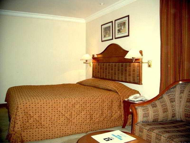 Comfort Inn Sunset Ahmedabad Quarto foto